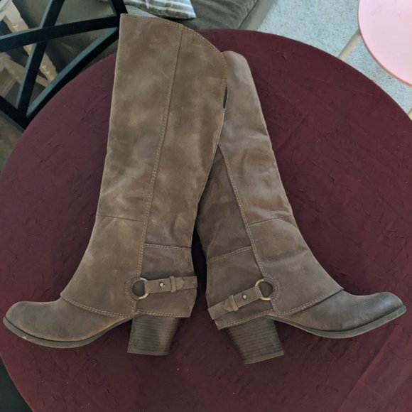 Fergalicious Shoes - Fergalicious by Fergie knee high heeled boots